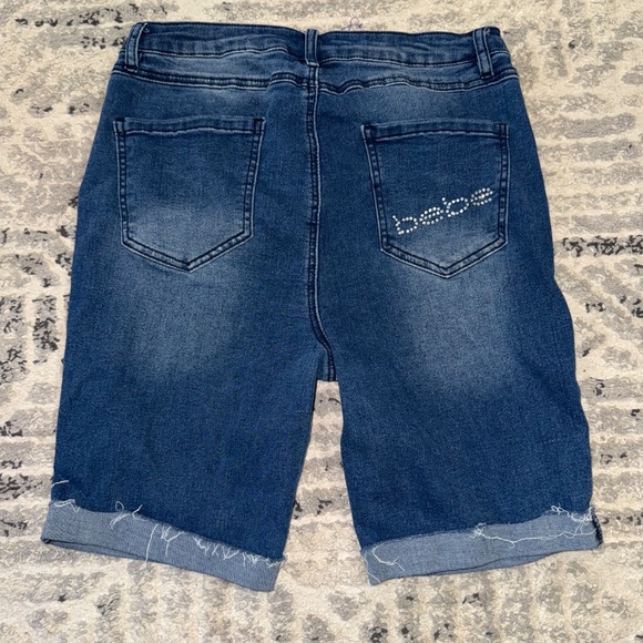Bebe Bermuda Jean Shorts Size 30 Women Rolled Hem Stretch Comfy - Picture 2 of 8